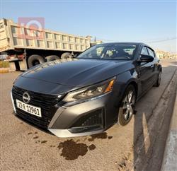 نیسان ئەلتیما